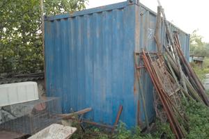 Container