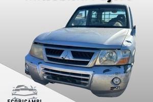 Mitsubishi pajero anno 04