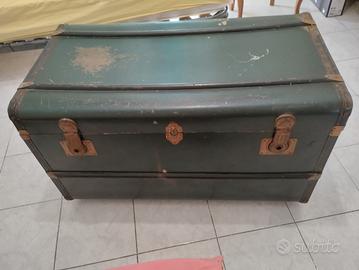 Baule d'epoca in legno
