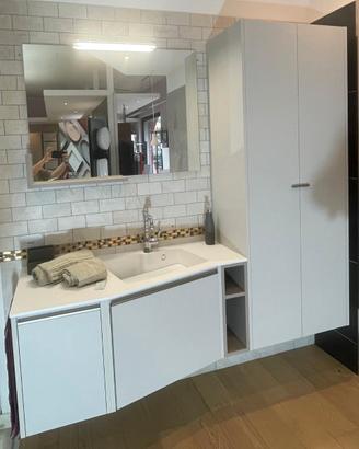 MOBILE BAGNO