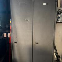 Armadietto in metallo a 2 ante