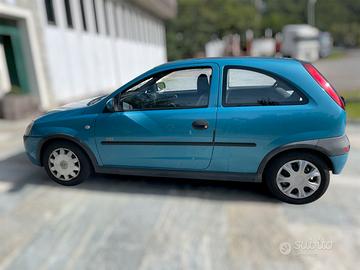 Opel corsa sport 2001