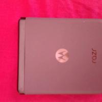 smartphone Motorola azar 40 