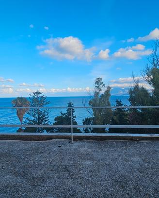 Duplex con terrazzo vista mare A/30