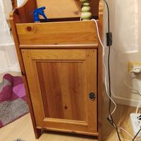 mobili in pino: comodino e 2 librerie