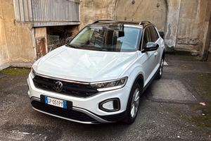 VOLKSWAGEN T-Roc 2023 -16.500km- 1.0 TSI 110 CV