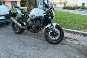 Yamaha FZ1 ACCETTO ANCHE S C M 8 I O