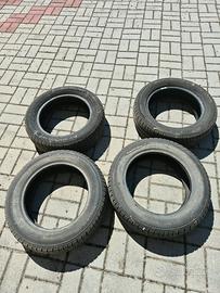nr 4 pneumatici 165/65 R14 79T