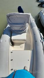 JOKER BOAT 650 AUTOSVUOTANTE 