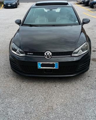 Si vende