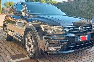 Tiguan TDI sport  Blue Motion 