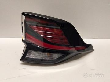 Fanale posteriore dx kia sportage 5 nq5 92402r2000