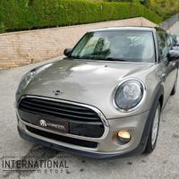 MINI Mini Cooper D Business 5 porte AUTO