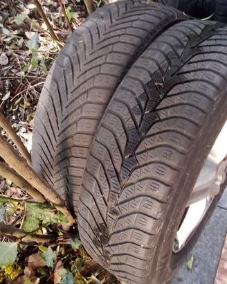 4 Cerchi in lega e 4 gomme 195/65/15