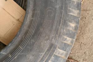 Pneumatici 11.00 r22
