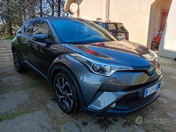 Toyota C-HR Hybrid 1.800 cc