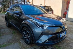 Toyota C-HR Hybrid 1.800 cc