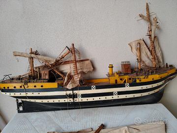 modellino Amerigo Vespucci 