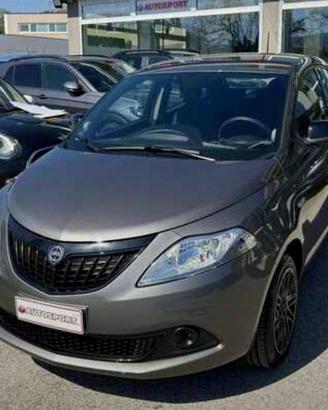 Lancia Ypsilon 1.0 Hybrid Oro (2023) - 11.500 km