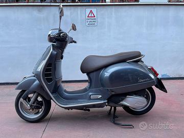 Vespa GTS Super HPE 300