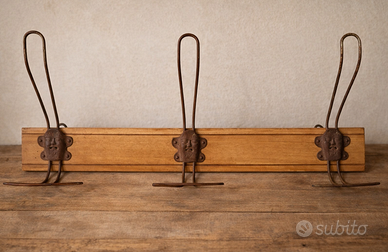 Appendiabiti da parete, in legno, rustico.