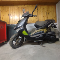 Aprilia sr scooter 50