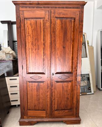 Armadio legno massello stile arte povera