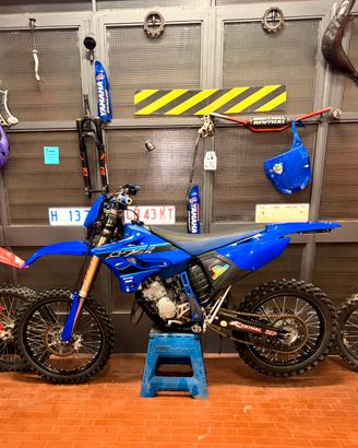 YZ 125 tripla omologazione