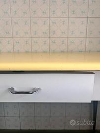 Tavolo modernariato da cucina con sedie