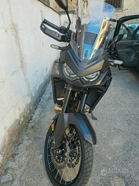 Africa twin 1100 es  Dct