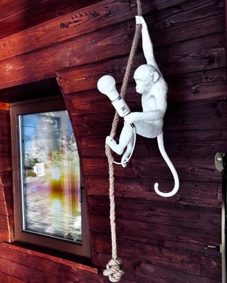 Lampada Seletti Monkey bianca con corda