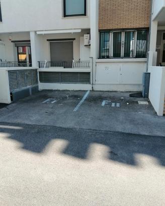 Posto auto scoperto via anna magnani 14/P vasto ma