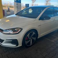 VW GOLF 7.5 GTI PERFORMANCE 245CV KM122.000 