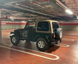 Jeep Wrangler Tj 4.0 Sahara Asi