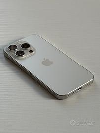 I phone 15 pro white Titanium - 128 Gb