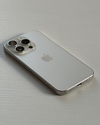 I phone 15 pro white Titanium - 128 Gb