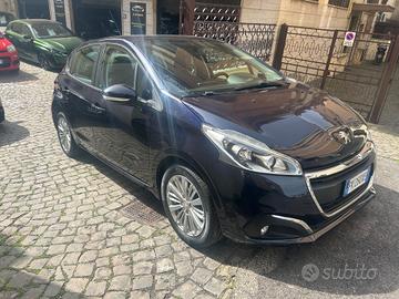 Peugeot 208 BlueHDi 75 5 porte Allure