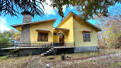 VILLA SINGOLA A MARLIANA