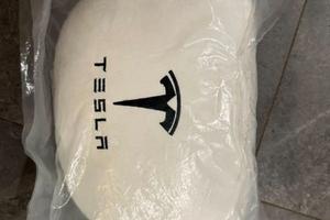 2 Poggia testa per Tesla Model 3 e Model Y