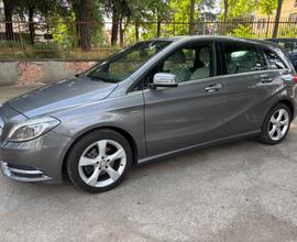 Mercedes-benz B 200 BlueEFFICIENCY Premium