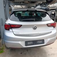 Vendiamo ricambi Opel Astra k