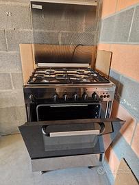 Piano cottura con forno