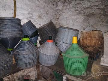 Macchiari e contenitori cantina