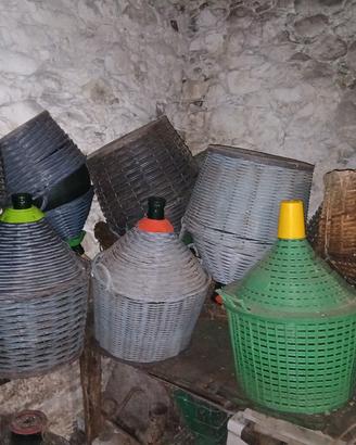 Macchiari e contenitori cantina