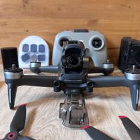 Drone DJI FPV con pacchetto combo