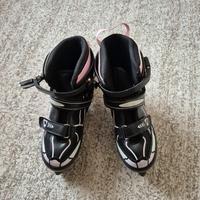 Pattini con freno e luci 