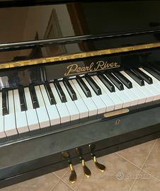 Pianoforte PEARL RIVER