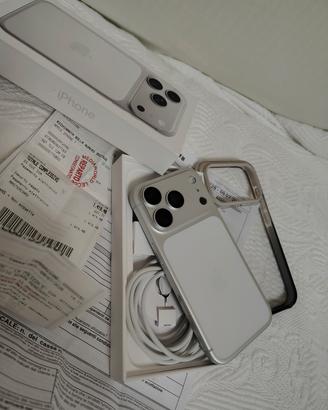 iPhone 17 Pro 256 GB 1 MESE DI VITA NON SPEDISCO 