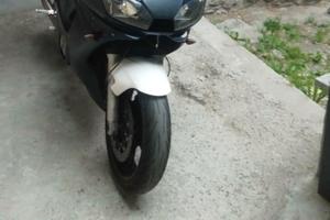 Yamaha YZF R6 - 1899