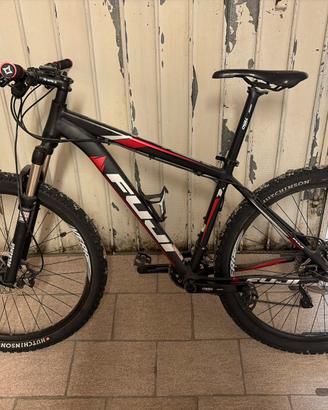 Bicicletta fuji tahoe 1.5